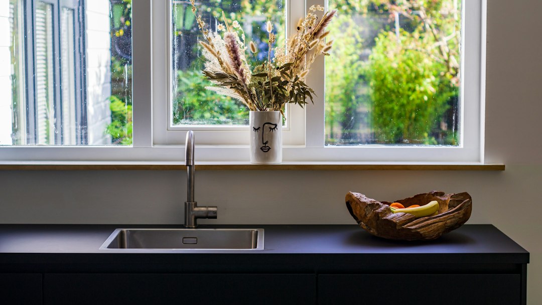 How to Keep Your Kitchen Counters Clean and Clutter-Free