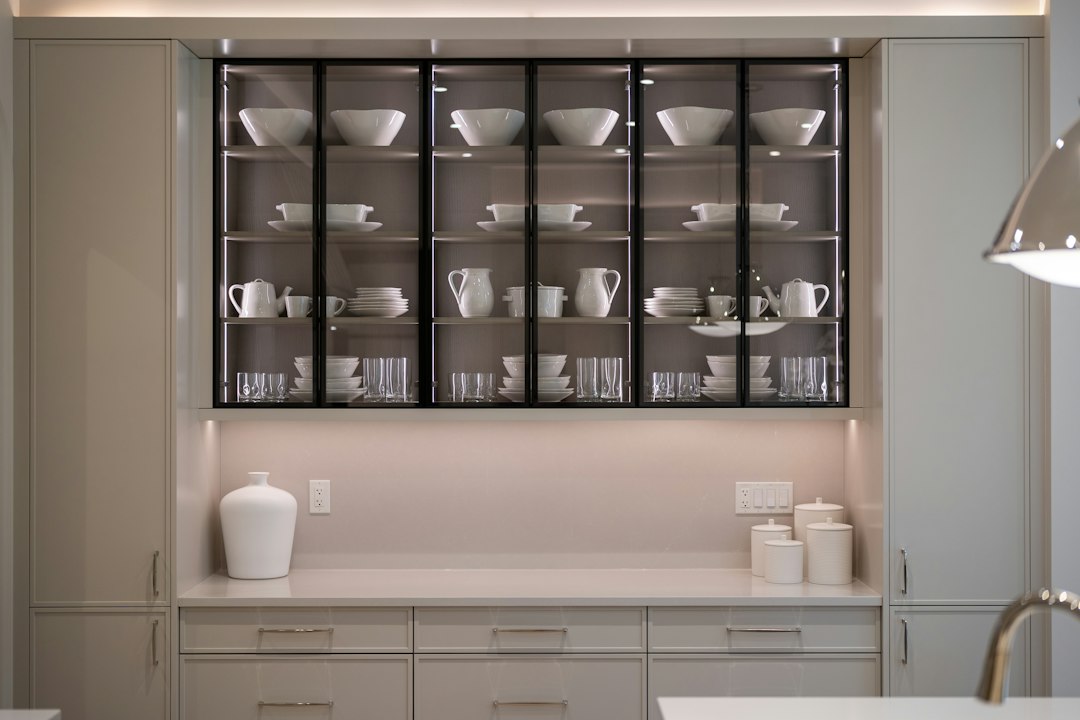 A Beginner’s Guide to Organizing Kitchen Cabinets